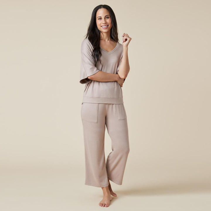 Dream Relaxed V-Neck with Capri Lounge Set - Coco